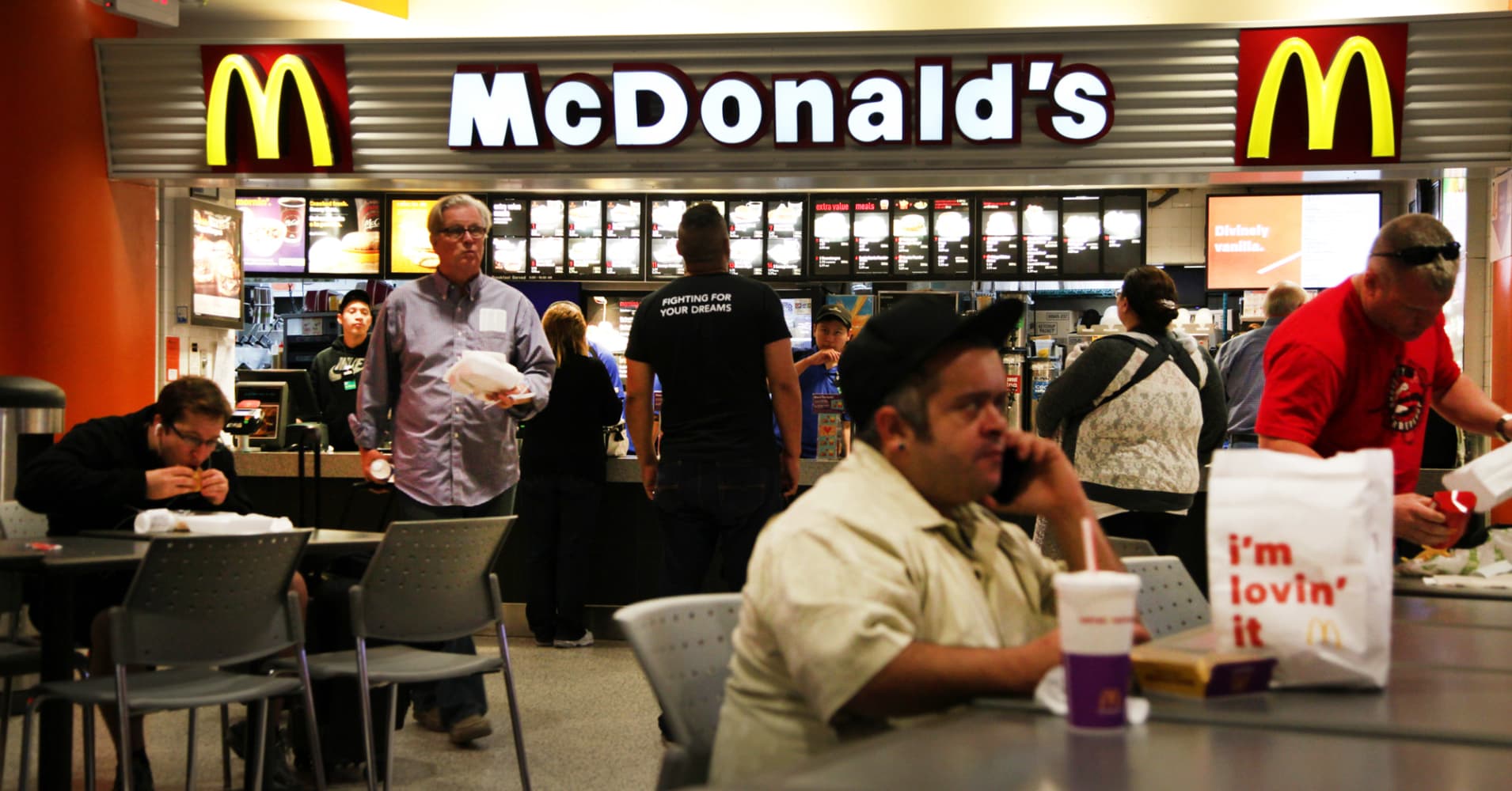 McDonald's franchisees expect a fourth-quarter sales drop - CNBC