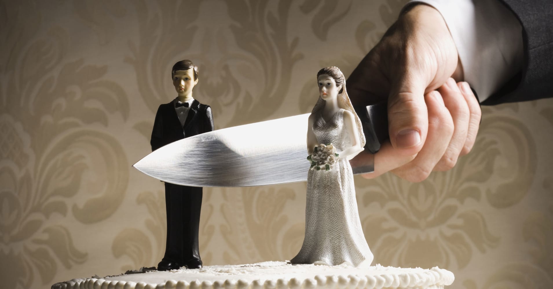 how to handle stock options in a divorce