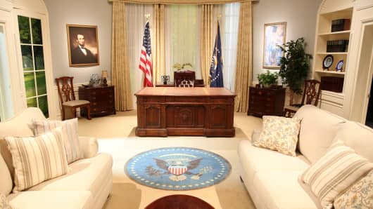 YouTube Election set of the Oval Office