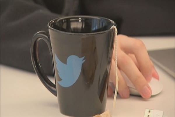 Twitter may soon cut hundreds of jobs