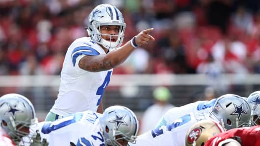 Dak Prescott of the Dallas Cowboys changes a play at the line of scrimmage during the second quarter against the San Francisco 49ers at Levi's Stadium on October 2, 2016 in Santa Clara, California.
