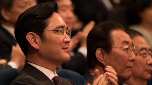 Korea's parliament sets up presidential impeachment vote