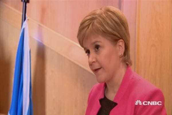 Sturgeon: Undemocratic for UK PM to stand in way of referendum