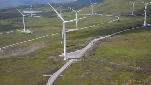 An image showing the Eneco wind farm in Lochluichart, Scotland.