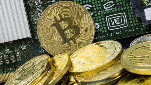 Techmeme Bitcoin Hit Its Lowest Level In More Than A Year On