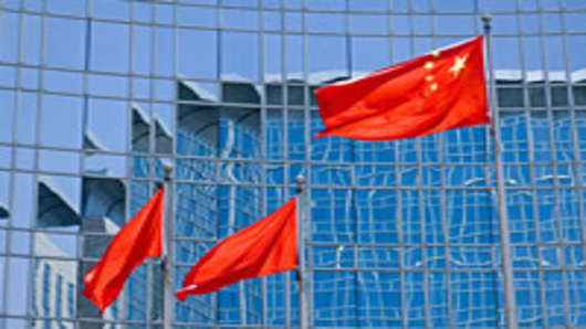 china_flags_bldg_200.jpg