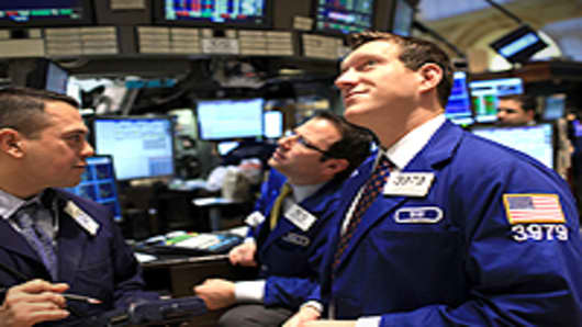 traders_NYSE_happy4_200.jpg