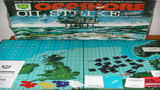 BP Offshore Oil Strike board game