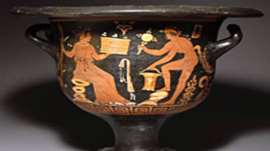 Appulian Bell Krater (350 B.C.), sold in 2010 for $4,000.