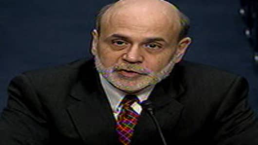 Bernanke Testifies to Congress on U.S. Monetary Policy