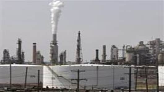 oil_refinery_Pennsylvania_200.jpg