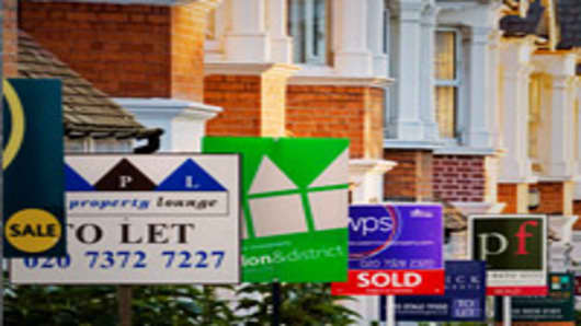 UK-real-estate-signs-200.jpg