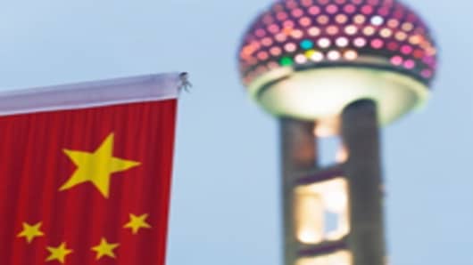 china-flag---oriental-pearl-tower_200.jpg