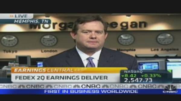 FedEx Delivers Positive Earnings