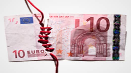 euro-note-sewn-together-200.jpg
