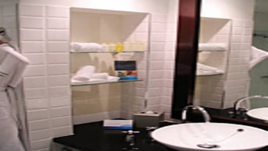 Radisson Blu Sydney Bathroom