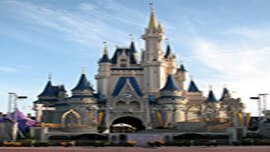 Walt-Disney-Cinderella_Castle-vert-200.jpg