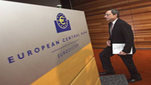 Italian president of European Central Bank (ECB) Mario Draghi arrives for a press conference in Frankfurt am Main, western Germany, on July 5, 2012.