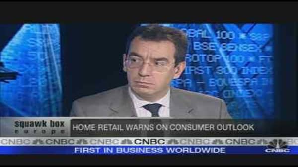 Retailers Feel the Credit Crunch