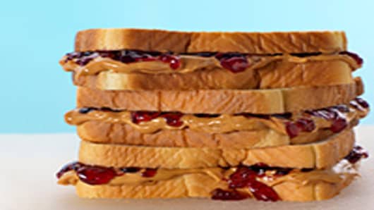 peanut-butter-jelly-sandwich-200.jpg
