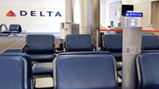 Delta Airlines Recharging Station