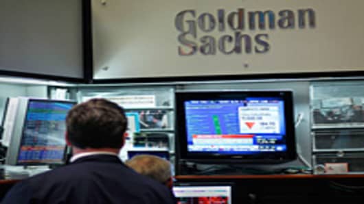 Goldman Tops Estimates, Announces Dividend Hike