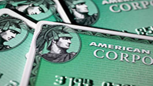 What Should Investors Do With AmEx Now? 