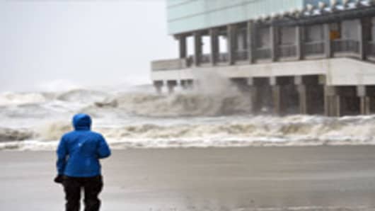 Hurricane Sandy a Double-Whammy for Households 