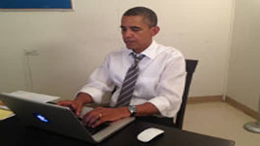 Obama Uses Reddit to Make Final Plea as Polls Close