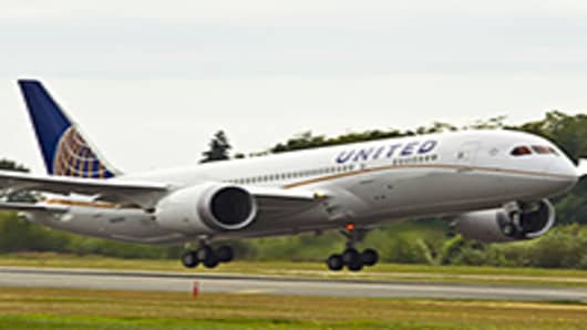 United to Launch First 787 Dreamliner Flights Sunday