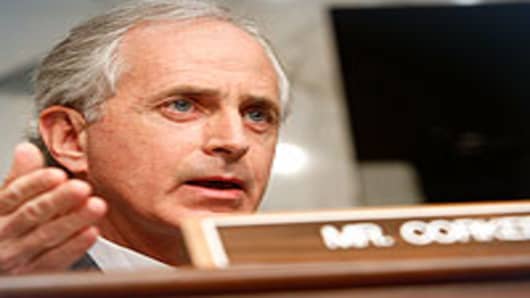 Fiscal Cliff ‘Simply Not Going to Happen’: Sen. Corker 