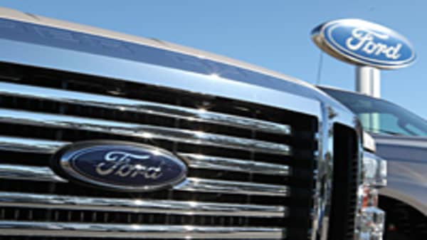 Mulally to Lead Ford Until at Least 2014