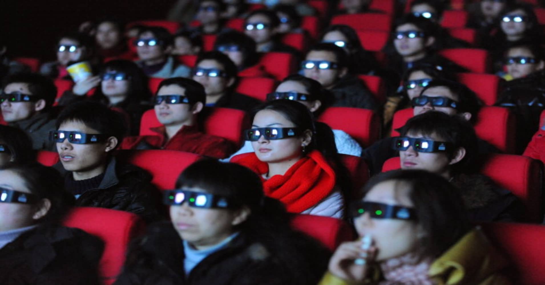 To Get Movies Into China, Hollywood Gives Censors a Preview