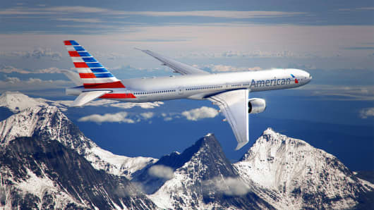 American Airlines unveils a new logo and exterior for its planes.