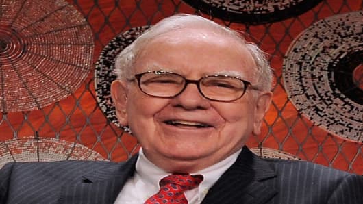 Warren Buffett is America’s most famous senior citizen still on the job. But he’s not alone.