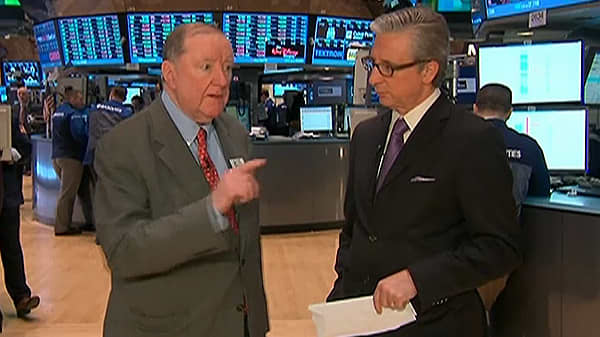 90 Seconds with Art Cashin: Why GDP Number is 'Suspect'
