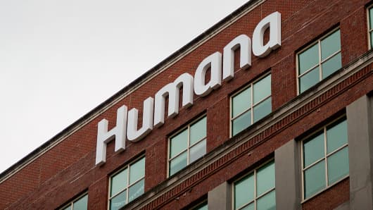Humana Shares Fall as 2014 Medicare Rates Cloud Outlook