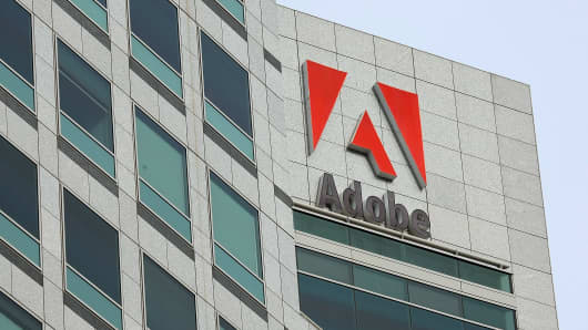 Changing Teams Adobe Tech Chief Headed To Apple