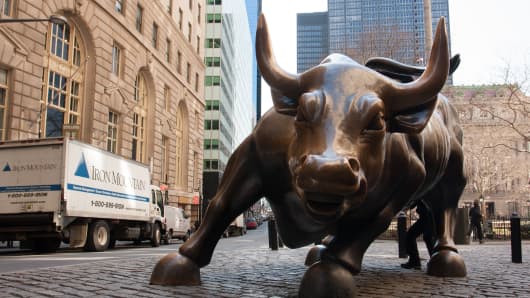 Reusable: Wall Street bull 003