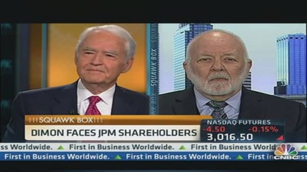 Bove: No 'Evidence' Split Role Will Improve JPM