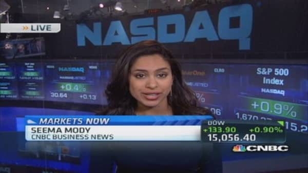 Tech stocks move Nasdaq higher