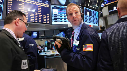 Why The Market Isn T Panicking Over Ukraine Nyse Floor Trader