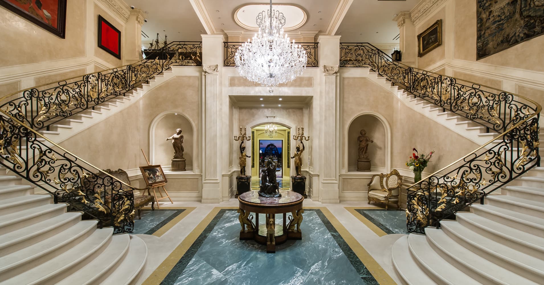 $195M mansion now the most expensive listing