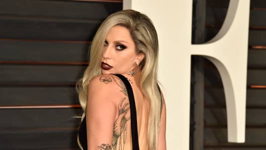 Lady Gaga attends the 2015 Vanity Fair Oscar Party hosted by Graydon Carter at Wallis Annenberg Center for the Performing Arts on February 22, 2015 in Beverly Hills, California.