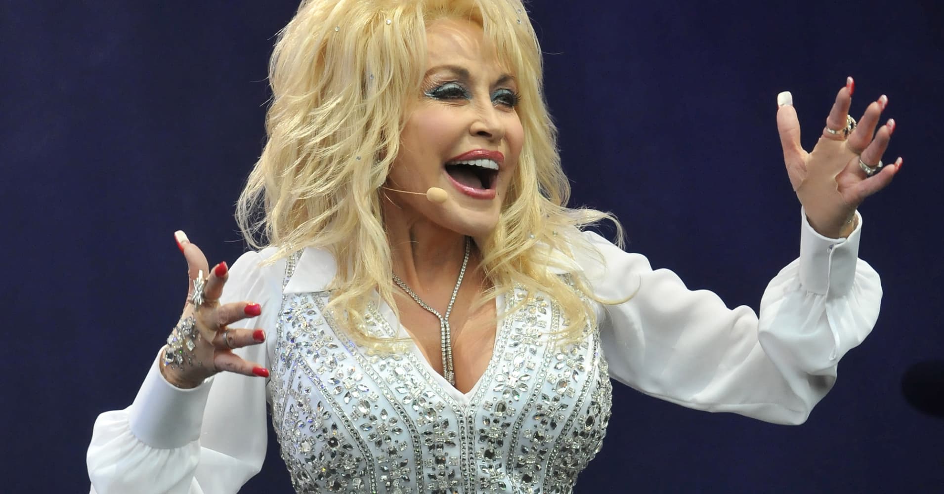Dolly Parton opens new resort after $300M investment