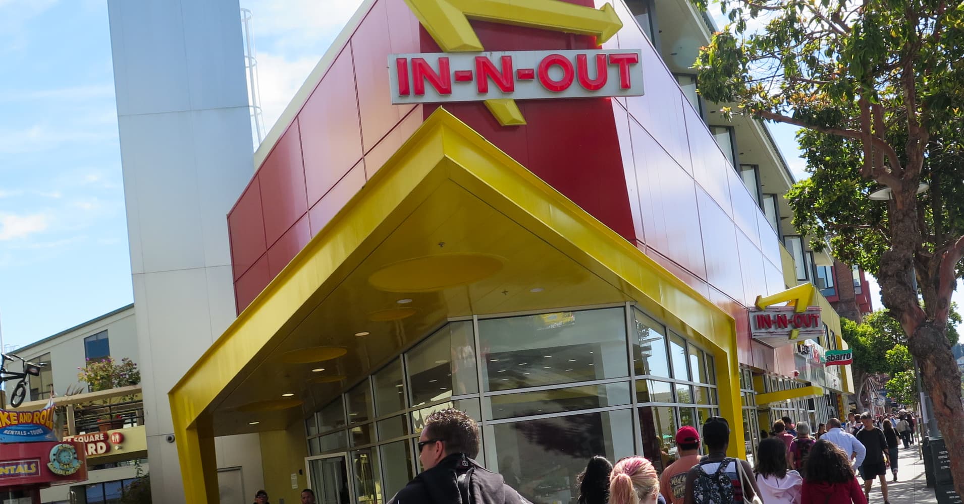 In-N-Out Burger faces boycott for California GOP donation
