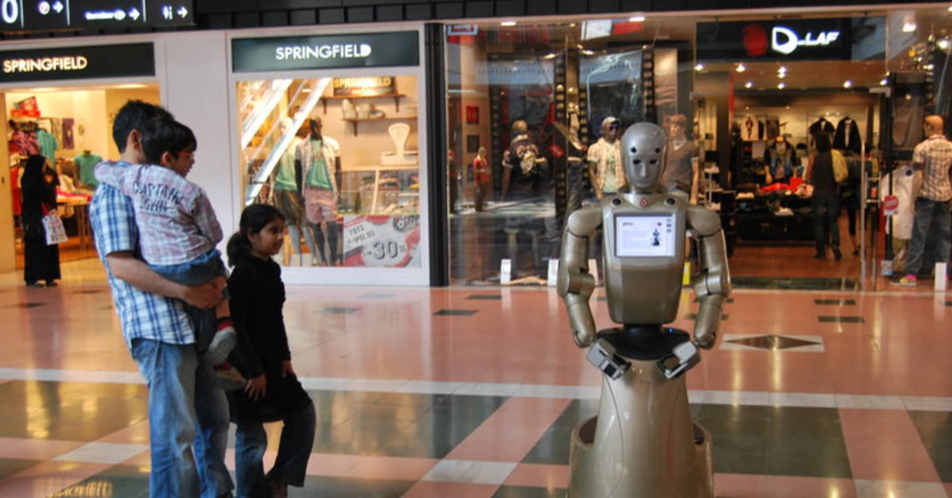 М5 молл роботы. Робот Молл. Робот магазина Power. Boilerplate робот. Робот и шопинг картинки.