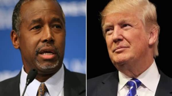 Trump and Carson ready for battle atop GOP field