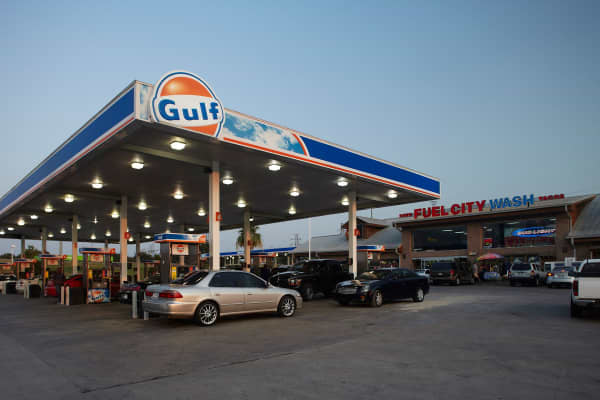 「gasoline stand」の画像検索結果
