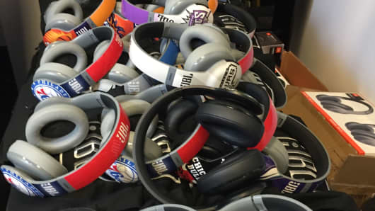 Customized JBL headsets given to draft picks